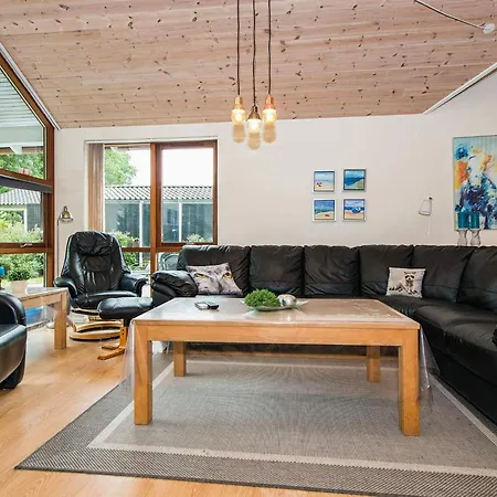 Cozy Retreat In Lojtland - By Traum 度假居